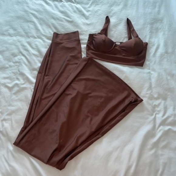 Dexire Brown 2 Piece Pants and Crop Top Set - Picture 5 of 10